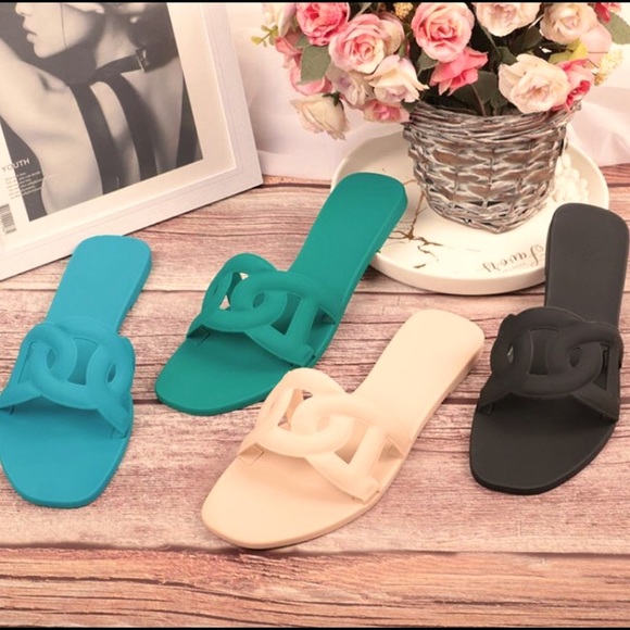 T&J Designs Shoes - T&J Fashion Slipper Sandals